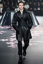 ディオールが日本でショー開催、キム・ジョーンズによる19年メンズプレフォールコレクションを東京で発表｜写真72