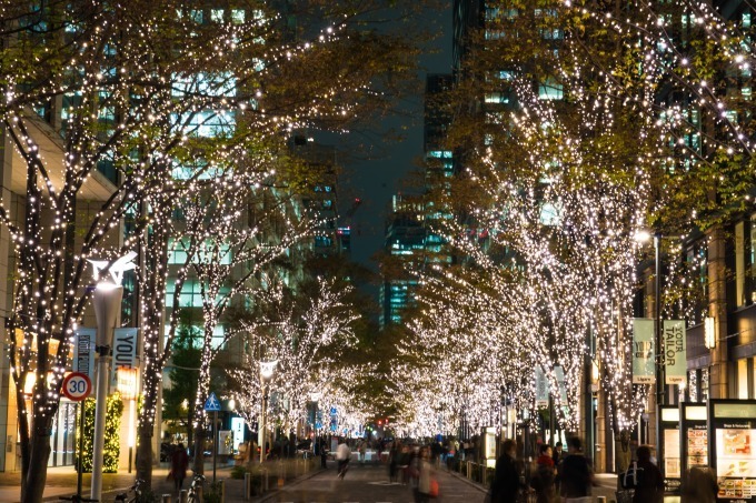 東京・丸の内におでかけ"昼から夜まで”楽しめるアート＆食散歩、冬の風物詩イルミネーションも｜写真15