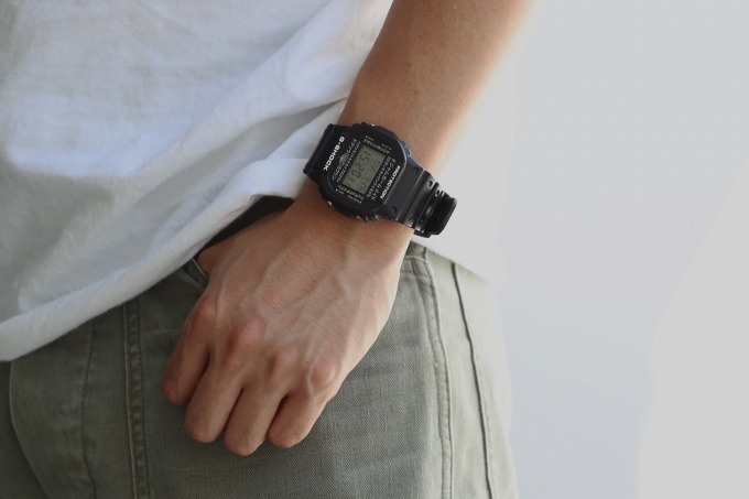 G-SHOCK×ジャムホームメイドの限定ウォッチ、“カタカナ”のメッセージを文字盤に配した腕時計｜写真6