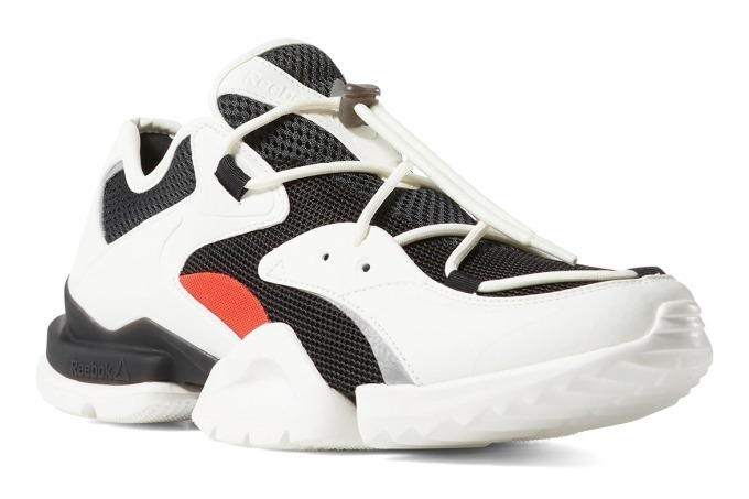 リーボックのスニーカー「ランR 96」レトロ配色の19年春夏モデル、ユニセックスで発売