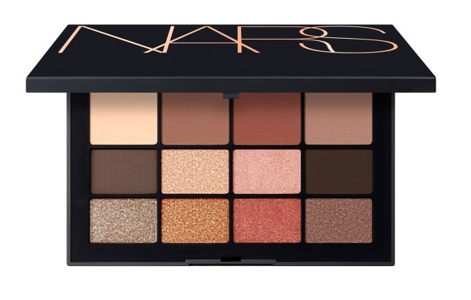 NARS"ヌーディー"カラーの新作アイシャドーパレット、マットやメタリックなど12色をセットに｜写真1