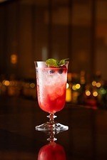 ザ・キャピトルホテル 東急の苺メニュー、マスカルポーネのエスプーマを添えたストロベリーパフェなど｜写真10