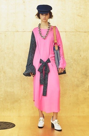 JW アンダーソン(JW Anderson) 2019年リゾートウィメンズコレクション  - 写真1