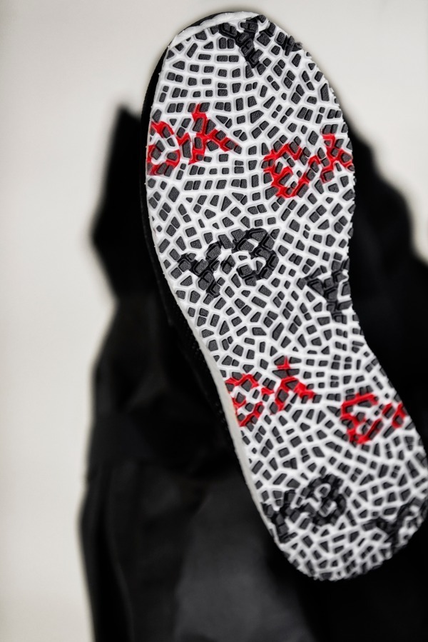 Y-3の新作スニーカー「ライト レーサー」プライムニット×流線ソール ...
