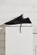 ワイスリー Y-3 ライトレーサー ブラック ホワイト ニット Y-3の新作スニーカー「ライト レーサー」プライムニット×流線