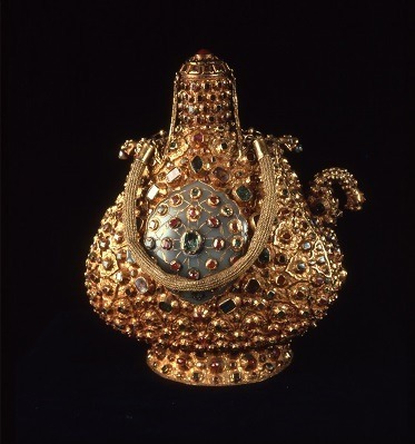トルコ至宝展 チューリップの宮殿 トプカプの美 京都国立近代美術館で オスマン帝国時代の宝飾品など ファッションプレス
