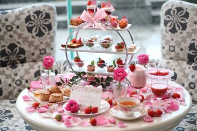 ホテル ラ・スイート神戸ハーバーランド「バラ薫る魅惑のストロベリーアフタヌーンティー」
