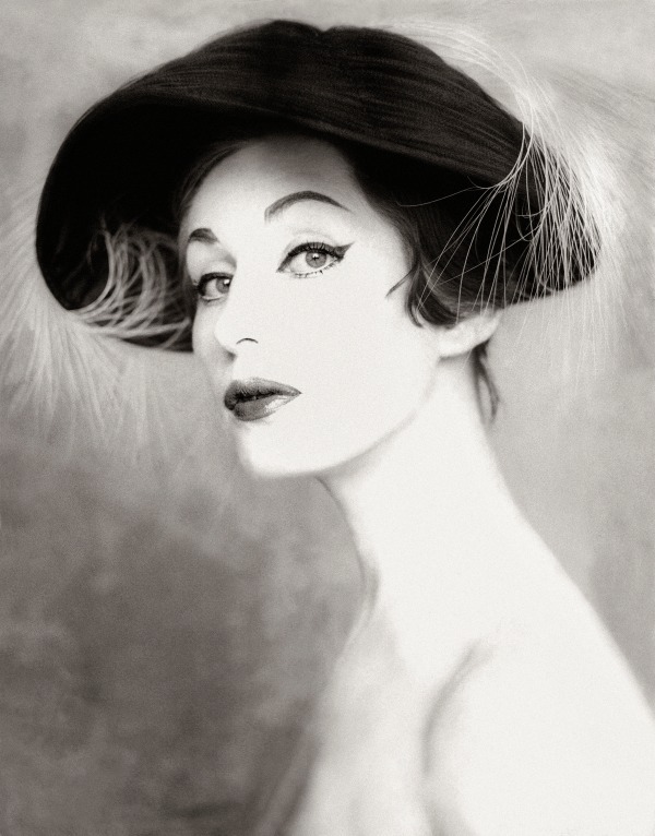 アルベルト・コルダ《Norka in Studios Korda》ハバナ 1958年