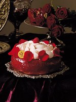 ピエール・エルメ・パリ(PIERRE HERMÉ PARIS) Baba(ババ)｜写真3