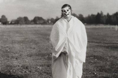 ワタリウム美術館で「歴史の天使」メイプルソープ、マン・レイ、ボルタンスキーなど