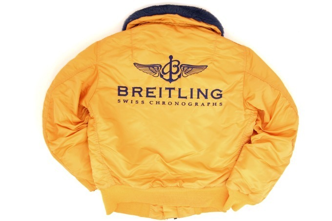 ブライトリング(BREITLING)のMA-1ジャケット
