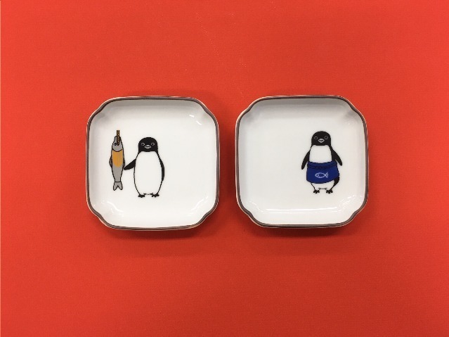 Suicaのペンギン作家によるペンギングッズ - 九谷焼皿 や今治刺繍タオルなど伊勢丹新宿で発売 | 写真