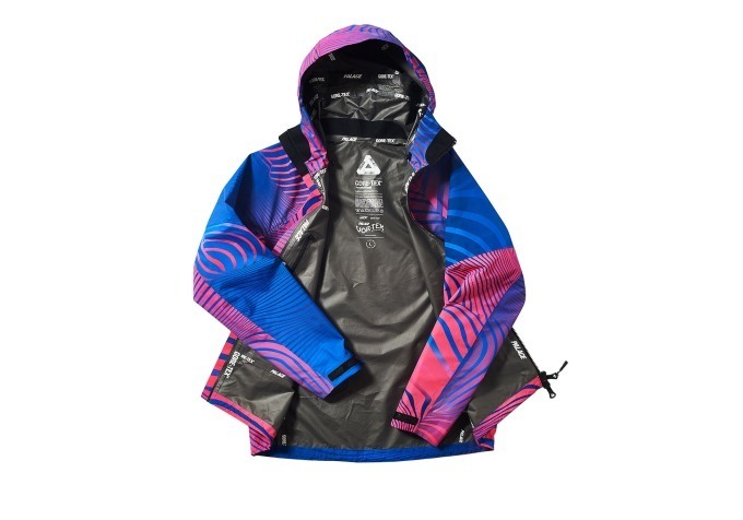 ☆24SS 大人気☆PALACE Gore-Tex 3L Jacket (Palace Skateboards
