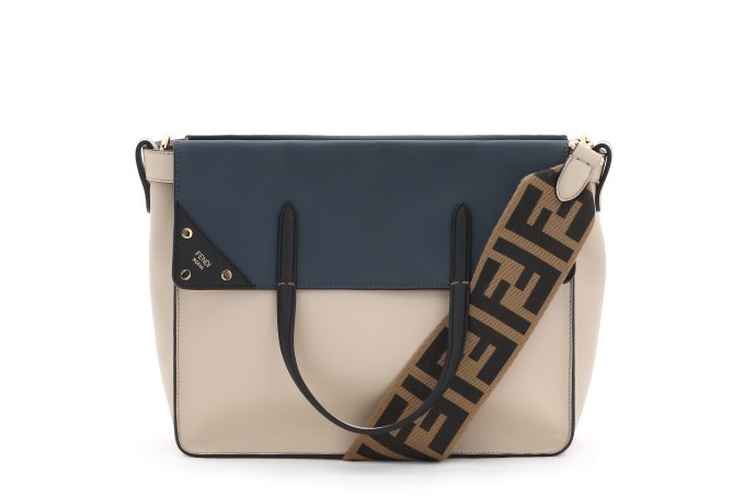 2019　FENDI  フリップバッグ