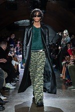 ジョン ローレンス サリバン 2019年秋冬メンズコレクション、アニマル柄で魅せるポストパンク｜写真3