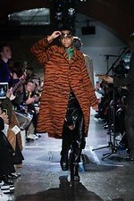 ジョン ローレンス サリバン 2019年秋冬メンズコレクション、アニマル柄で魅せるポストパンク｜写真20