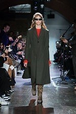 ジョン ローレンス サリバン 2019年秋冬メンズコレクション、アニマル柄で魅せるポストパンク｜写真21