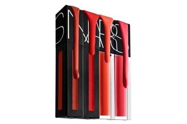 NARS、バレンタイン限定“赤リップ”が人気シリーズから - マット仕上がりの深みレッドなど