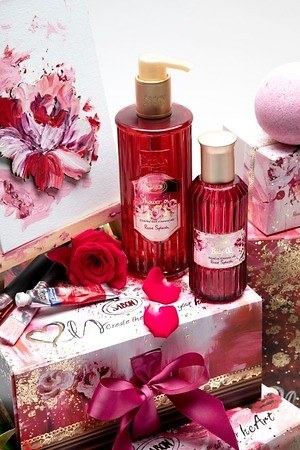 SABON「ローズスプラッシュコレクション」ローズ香るボディスクラブや