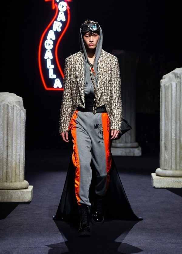 モスキーノ 2019-20年秋冬<span>コレクション</span> - 写真18