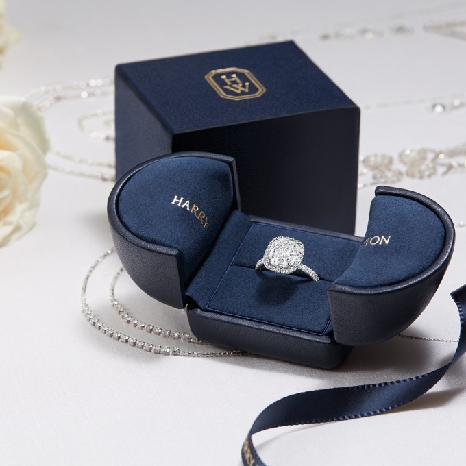 Harry Winston リングケース