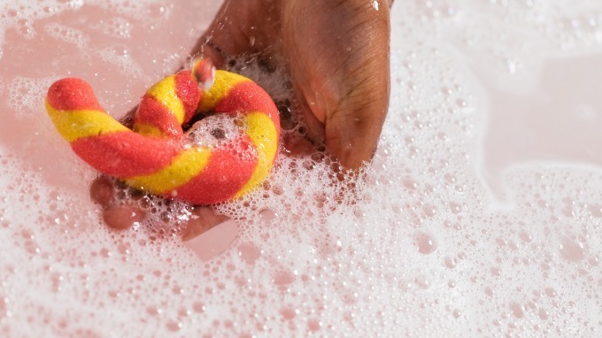 ラッシュのバレンタイン、パステルラメの泡風呂ができる"ユニコーン"バブルバー＆いちごソープ｜写真20