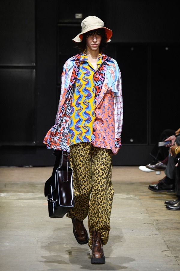 マルニ(MARNI) 2019-20年秋冬メンズコレクション シルエット - 写真8