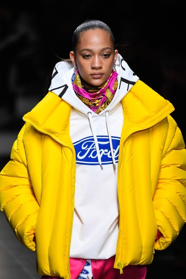 ヴェルサーチェ(VERSACE) 2019-20年秋冬メンズコレクション  - 写真58