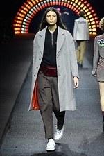 マルセロ・ブロン カウンティ・オブ・ミラン 19年秋冬メンズ・ウィメンズ、目眩めくファッションの自由｜写真22