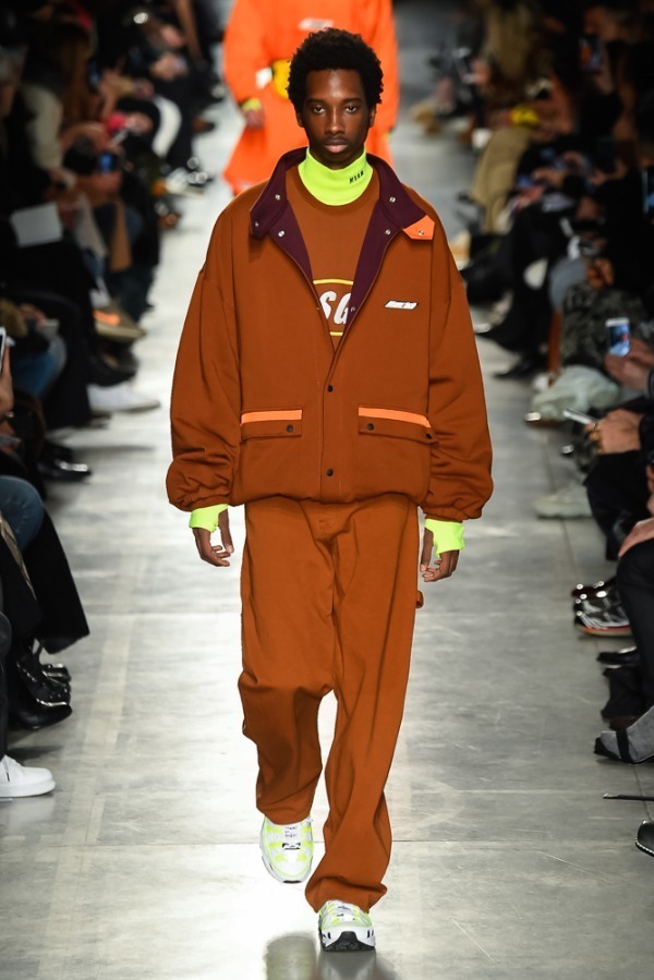 エムエスジーエム(MSGM) 2019-20年秋冬メンズコレクション  - 写真24