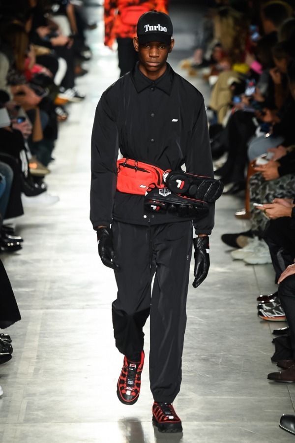 MSGM 2019-20年秋冬メンズコレクション - 加速を煽る白熱のレース｜写真44