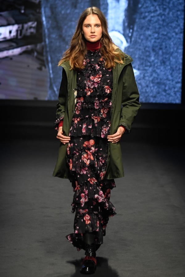 ダックス(DAKS) 2019-20年秋冬ウィメンズコレクション  - 写真17