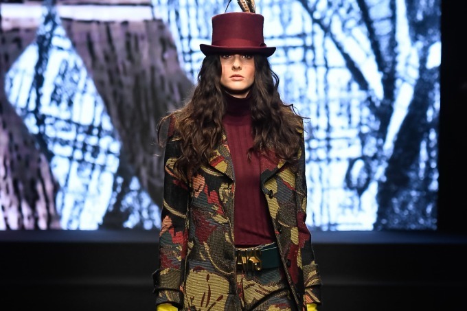 ダックス 2019-20年秋冬ウィメンズコレクション - クラシカルなレディスタイルに見る英国の趣