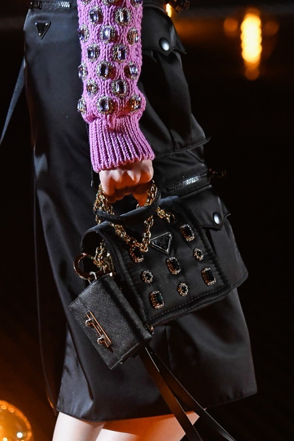 プラダ(PRADA) 2019-20年秋冬ウィメンズコレクション  - 写真19