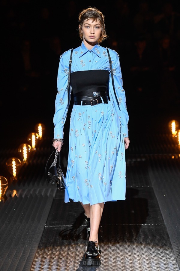 プラダ(PRADA) 2019-20年秋冬ウィメンズコレクション  - 写真25