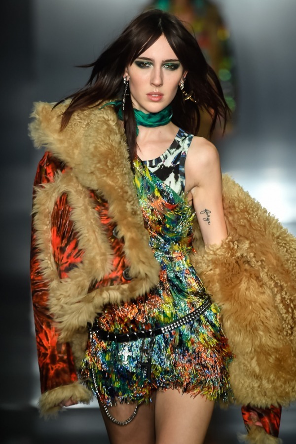 ディースクエアード(DSQUARED2) 2019-20年秋冬ウィメンズコレクション  - 写真6