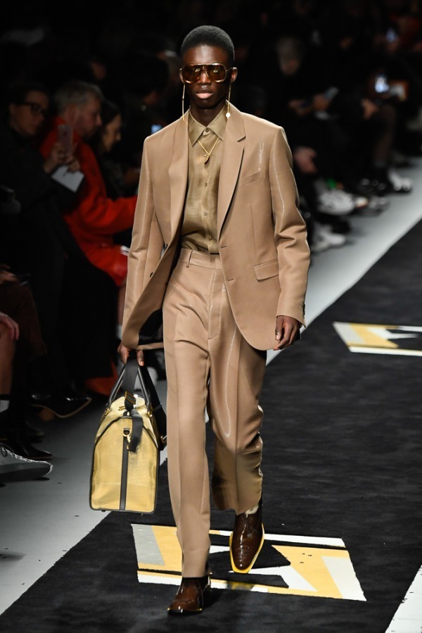 フェンディ(FENDI) 2019-20年秋冬メンズコレクション  - 写真1