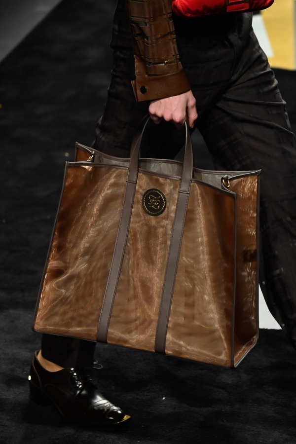 フェンディ(FENDI) 2019-20年秋冬メンズコレクション  - 写真13