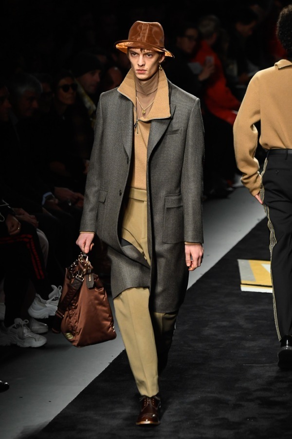 フェンディ 2019-20年秋冬<span>コレクション</span> - 写真29