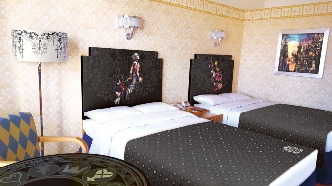 ディズニーアンバサダーホテルに「キングダム ハーツ」テーマの客室、 “キーブレード”がルームキーに｜写真1