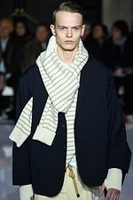 フミト ガンリュウ 2019-20年秋冬ウィメンズ＆メンズコレクション - 身体と服の間、服と服の間｜写真34