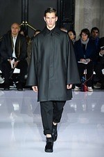 フミト ガンリュウ 2019-20年秋冬ウィメンズ＆メンズコレクション - 身体と服の間、服と服の間｜写真43