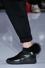 フミト ガンリュウ 2019-20年秋冬ウィメンズ＆メンズコレクション - 身体と服の間、服と服の間｜写真44