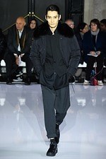 フミト ガンリュウ 2019-20年秋冬ウィメンズ＆メンズコレクション - 身体と服の間、服と服の間｜写真46