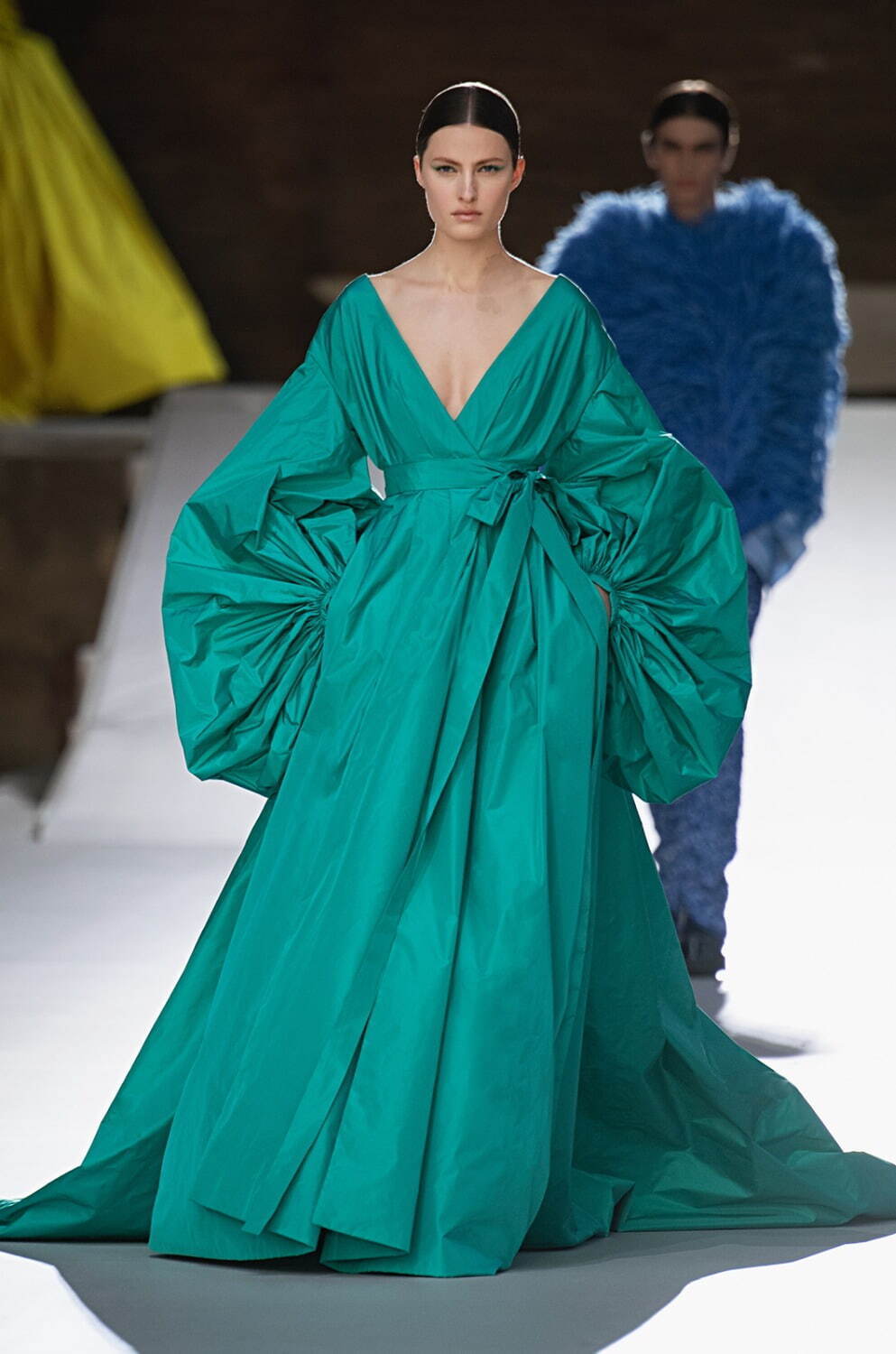 ヴァレンティノ オートクチュール(VALENTINO Haute Couture ) 2021-22年秋冬ウィメンズ&メンズコレクション  - 写真77