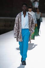 ヴァレンティノ 2021-22年秋冬オートクチュールコレクション - 絵画とオートクチュールの融合｜写真20