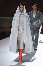 ヴァレンティノ 2021-22年秋冬オートクチュールコレクション - 絵画とオートクチュールの融合｜写真41