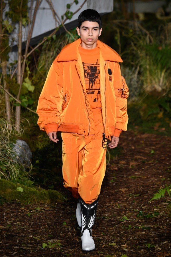 オフ-ホワイト (OFF-WHITE) 2019-20年秋冬メンズコレクション シルエット - 写真39