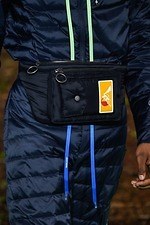 オフ-ホワイト 2019-20年秋冬コレクション - 公共放送が映し出すスペクタクルな世界｜写真23