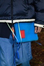 オフ-ホワイト 2019-20年秋冬コレクション - 公共放送が映し出すスペクタクルな世界｜写真41